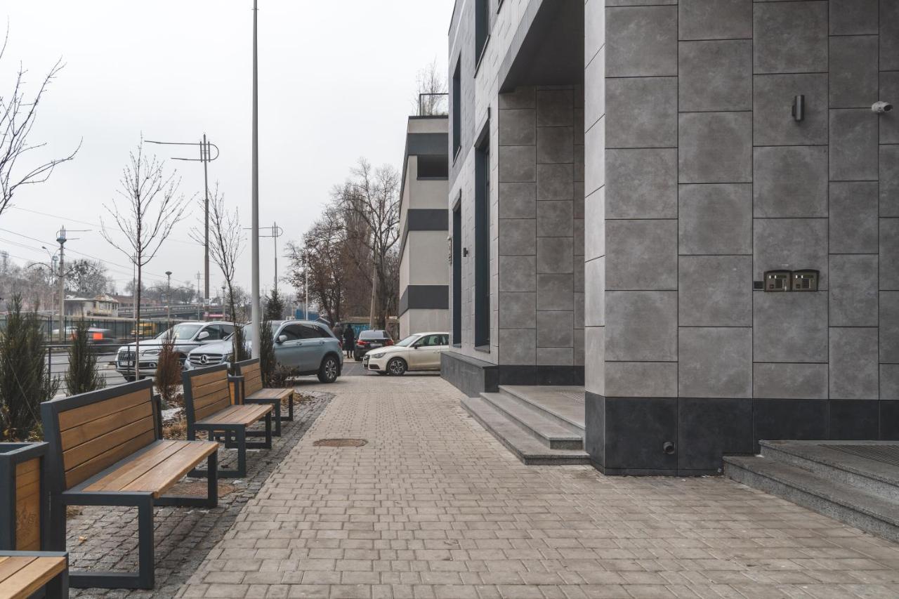 In The Sky Apartment Kyiv Exterior foto