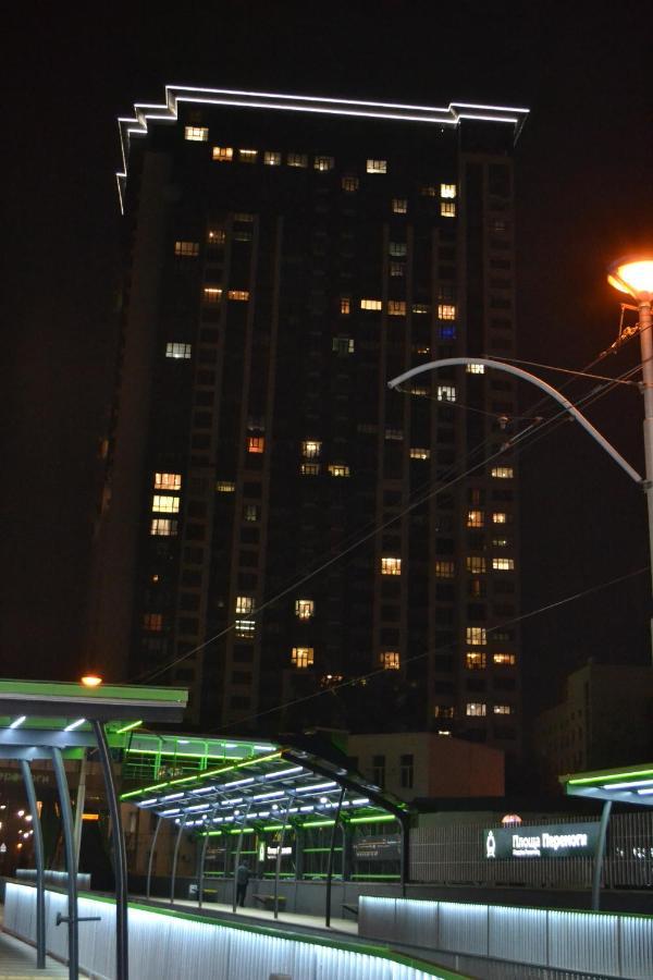 In The Sky Apartment Kyiv Exterior foto